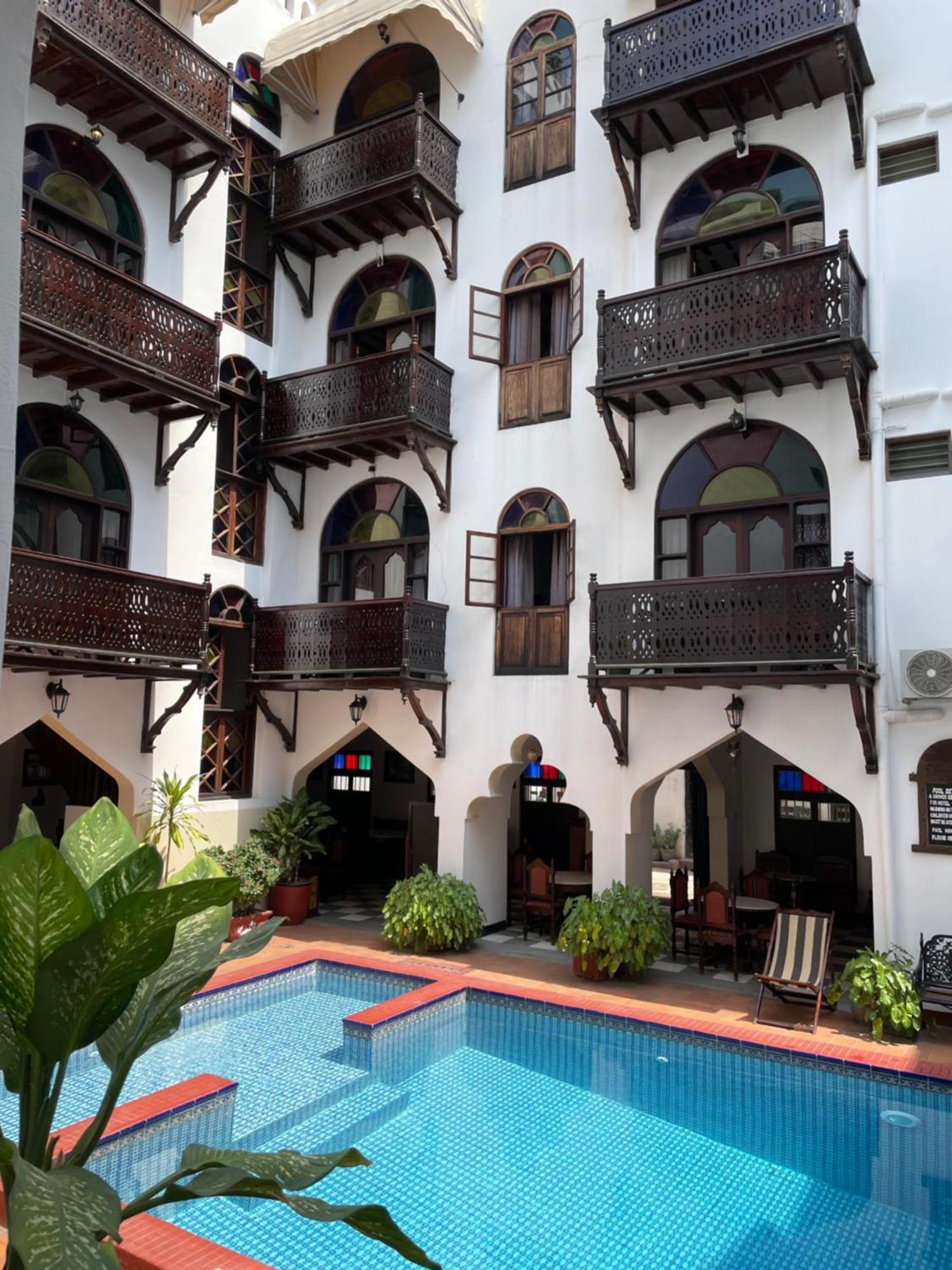 โรงแรมดฮาวพาเลส Zanzibar ภายนอก รูปภาพ