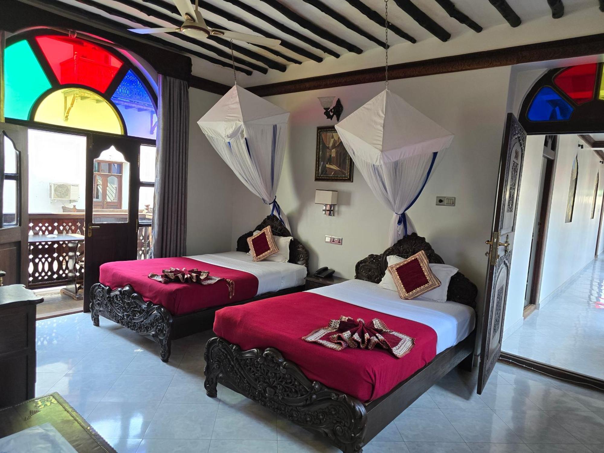 โรงแรมดฮาวพาเลส Zanzibar ภายนอก รูปภาพ