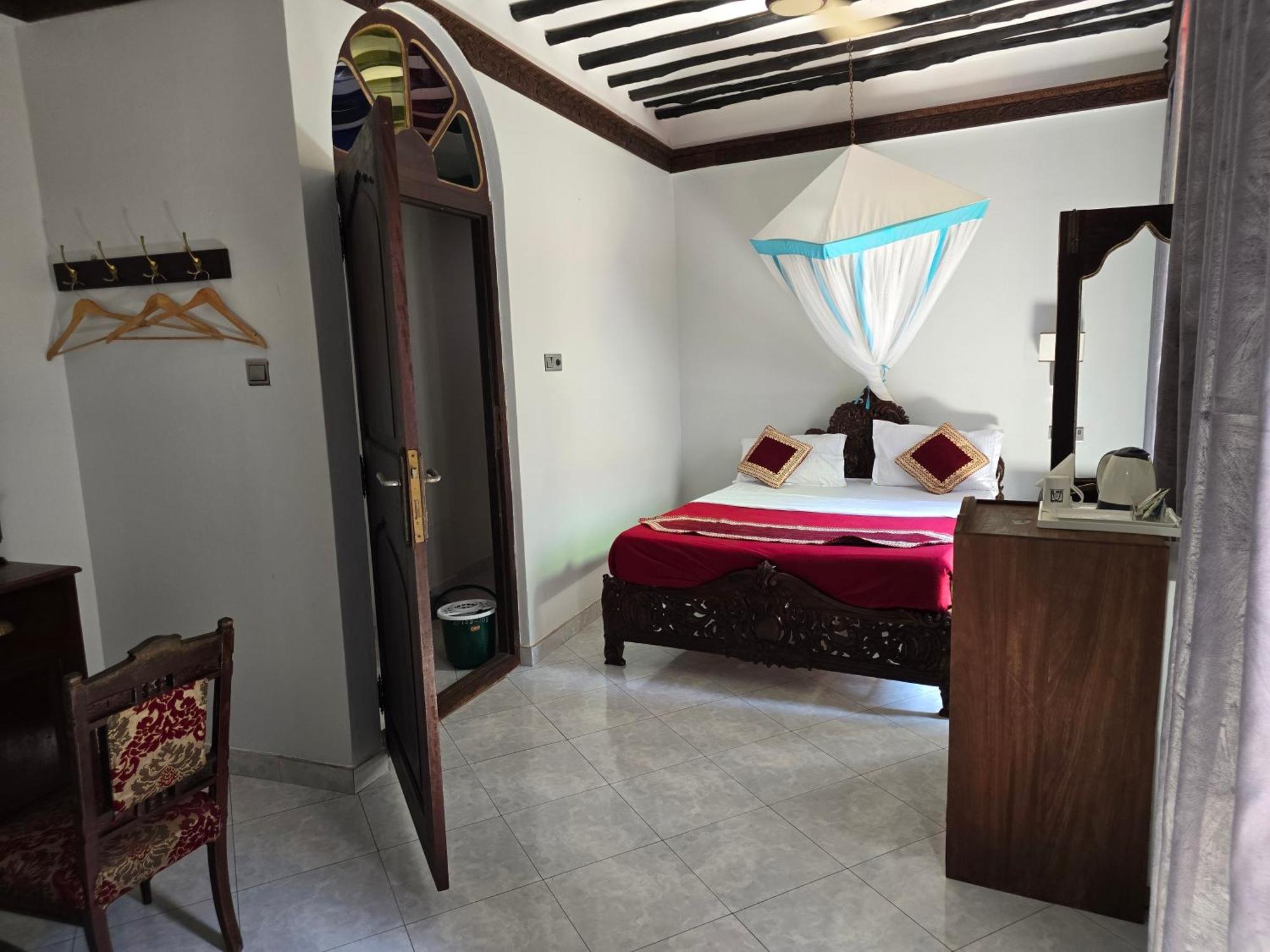 โรงแรมดฮาวพาเลส Zanzibar ภายนอก รูปภาพ