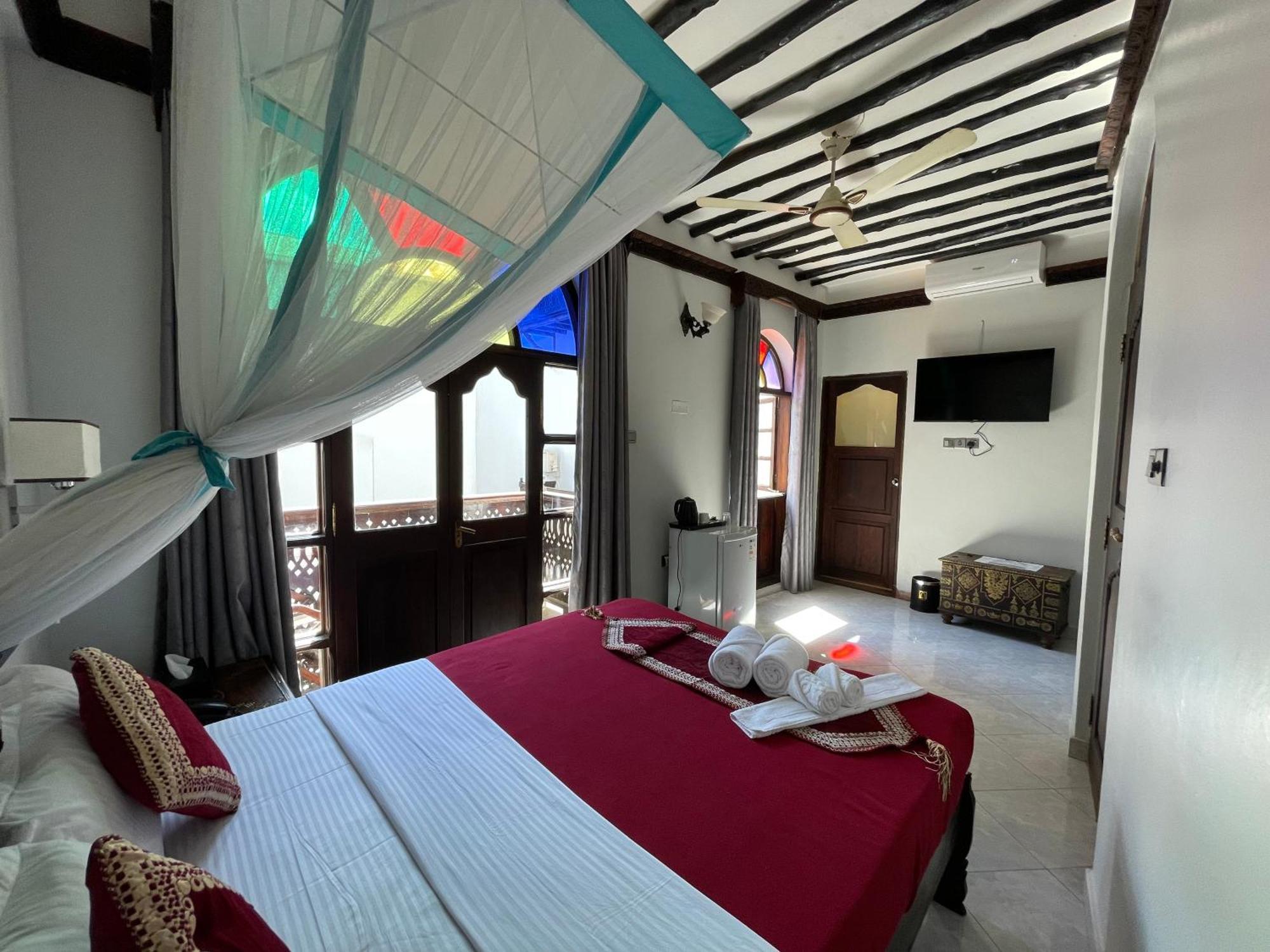 โรงแรมดฮาวพาเลส Zanzibar ภายนอก รูปภาพ