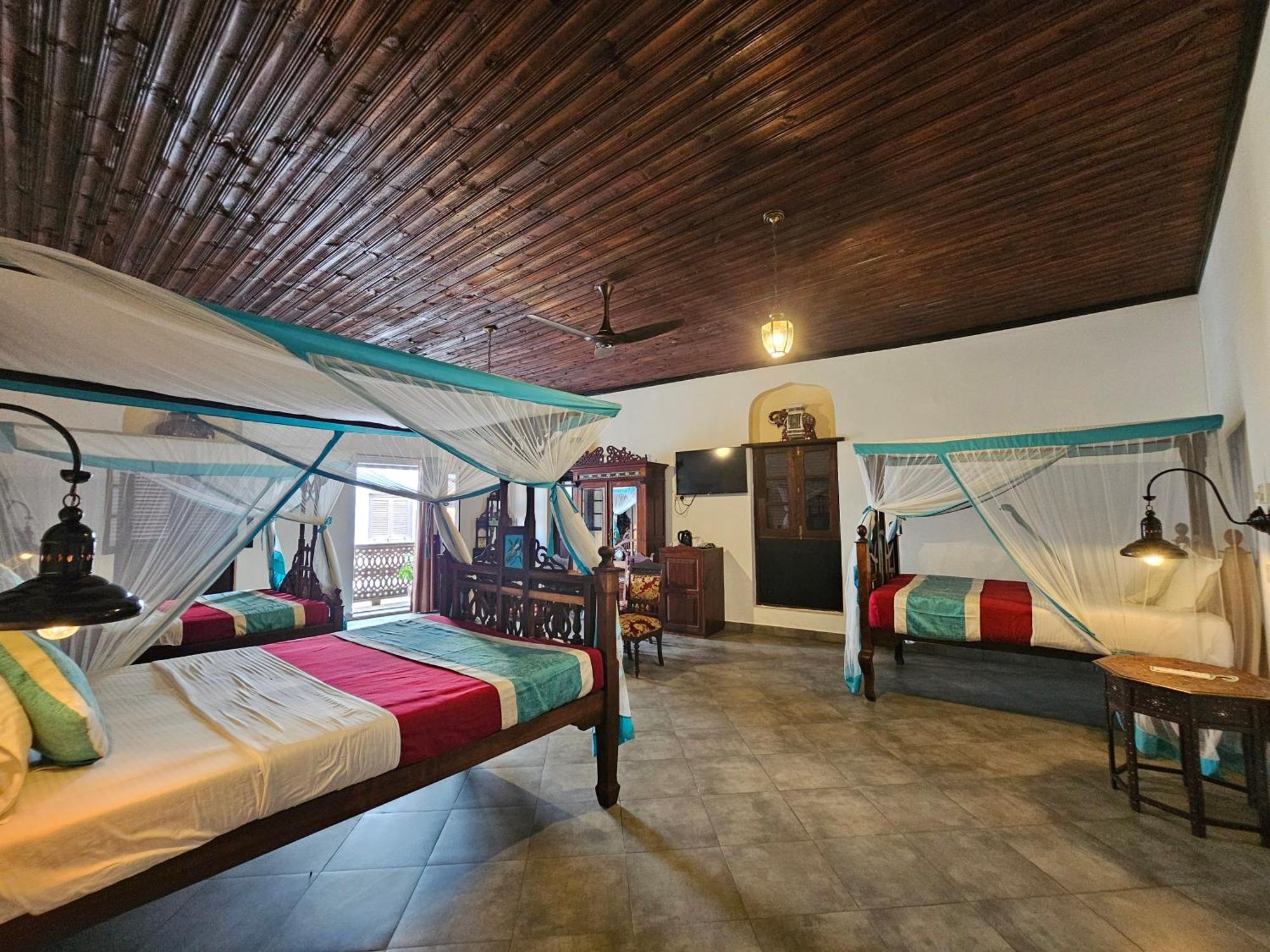 โรงแรมดฮาวพาเลส Zanzibar ภายนอก รูปภาพ