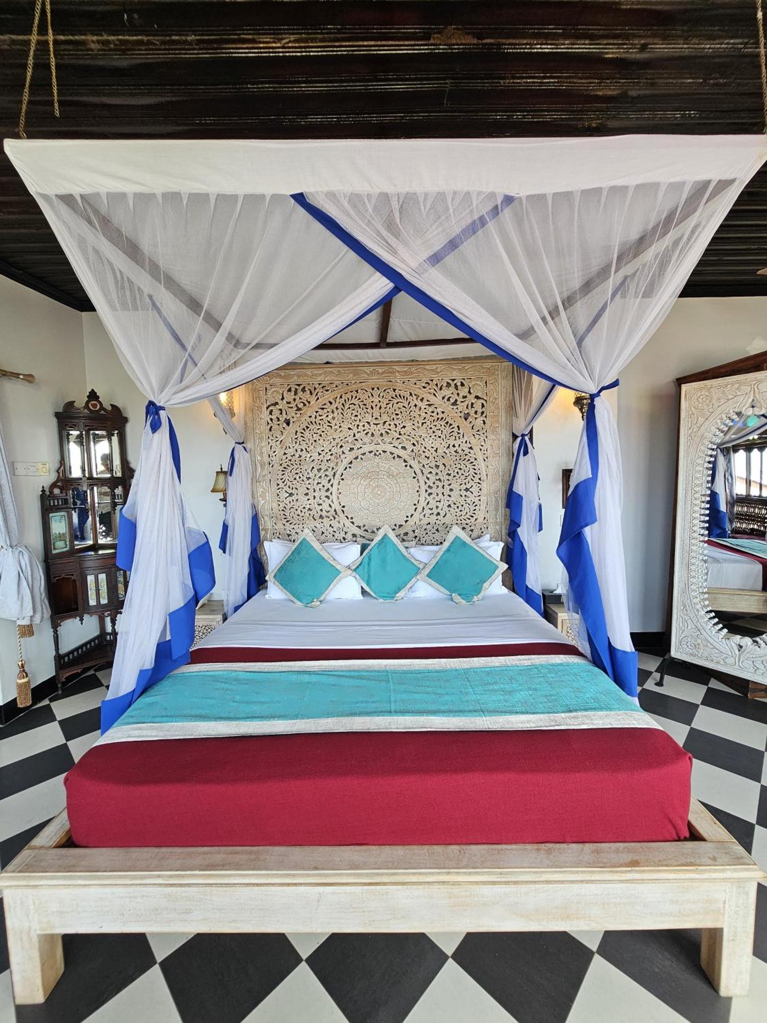 โรงแรมดฮาวพาเลส Zanzibar ภายนอก รูปภาพ