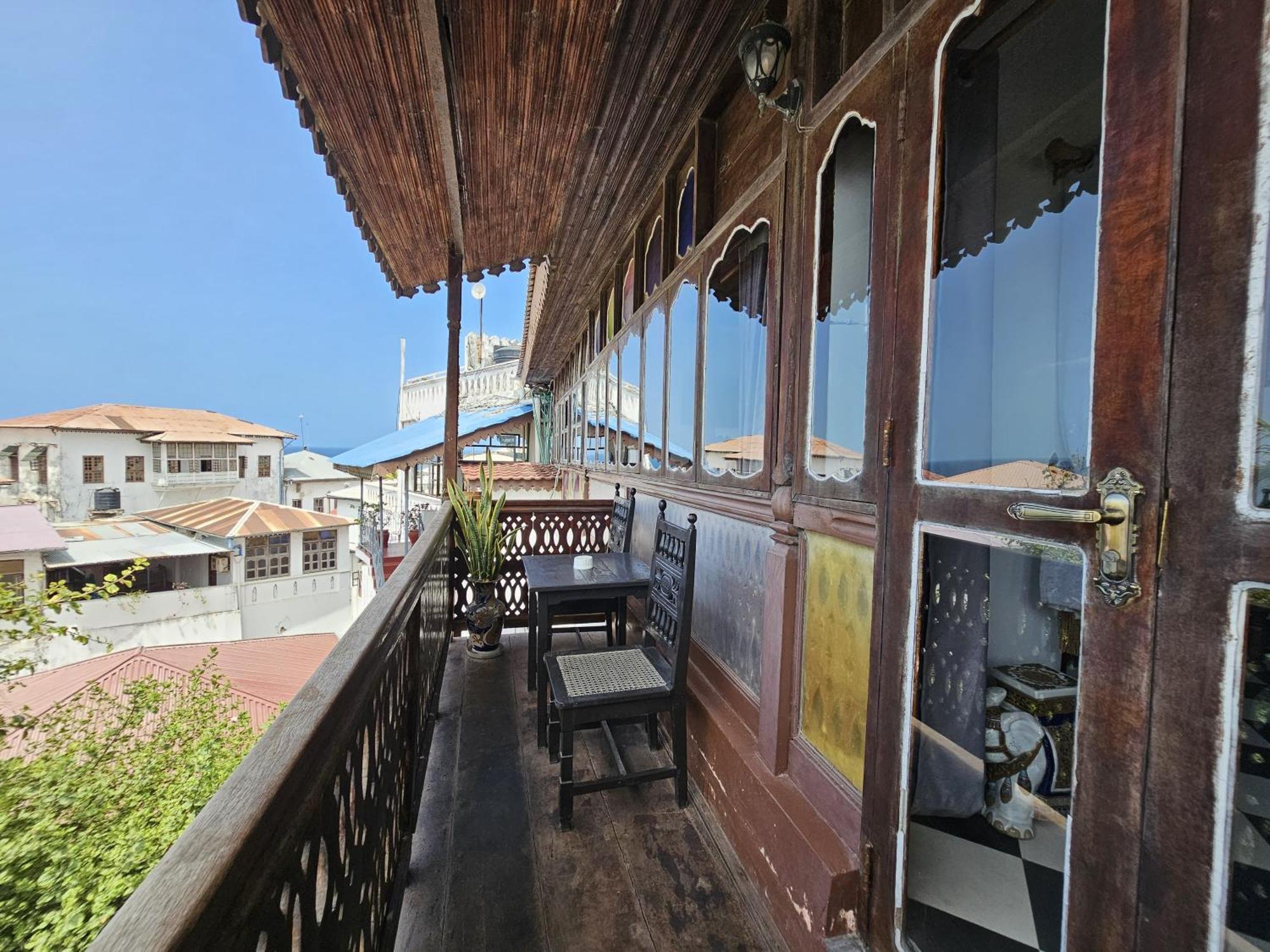 โรงแรมดฮาวพาเลส Zanzibar ภายนอก รูปภาพ